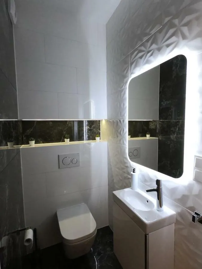 Krakow City Apartment Bronowice Poland